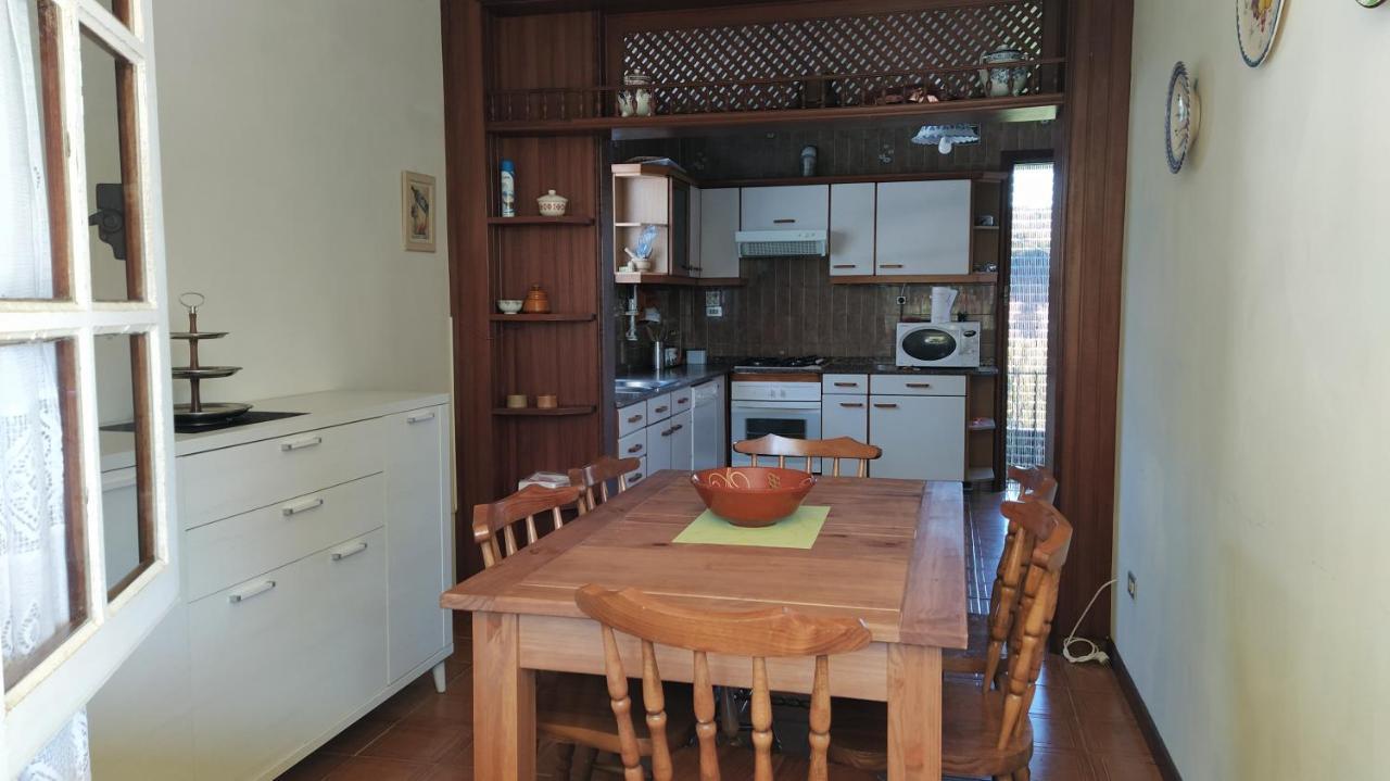 Fene Casa Con Jardin En La Playa De Almieirasヴィラ エクステリア 写真